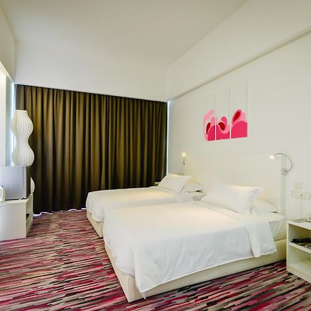 Pegasus Hotel Шах Алам Екстериор снимка