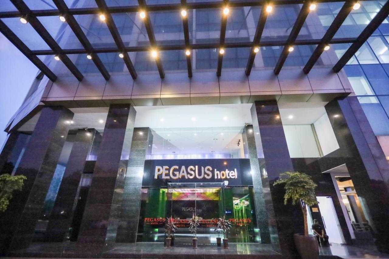 Pegasus Hotel Шах Алам Екстериор снимка